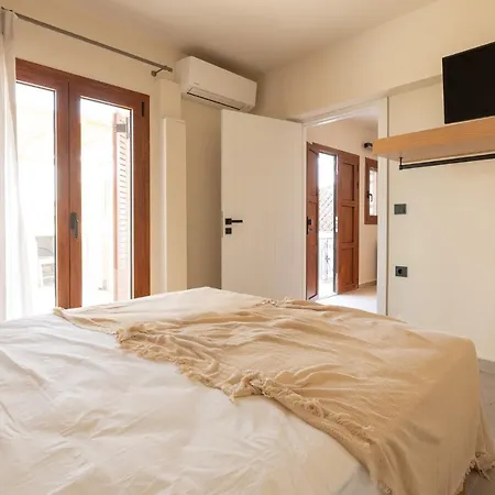 House Marigo Апартаменты Коскину